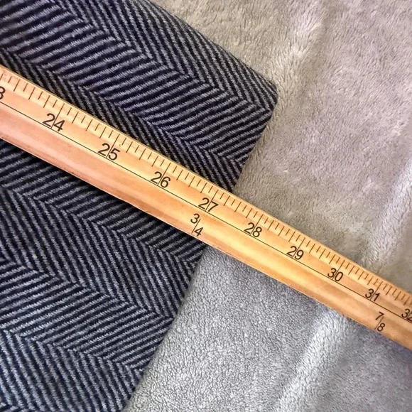 Vintage Yves Saint Laurent Variation Wool Herringbone Midi Skirt Gray Size 40 - Picture 10 of 10